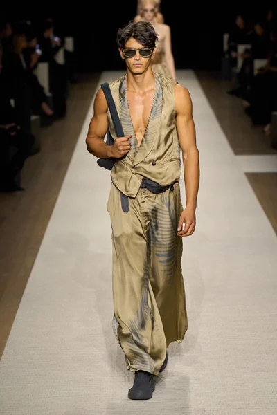 Look 53